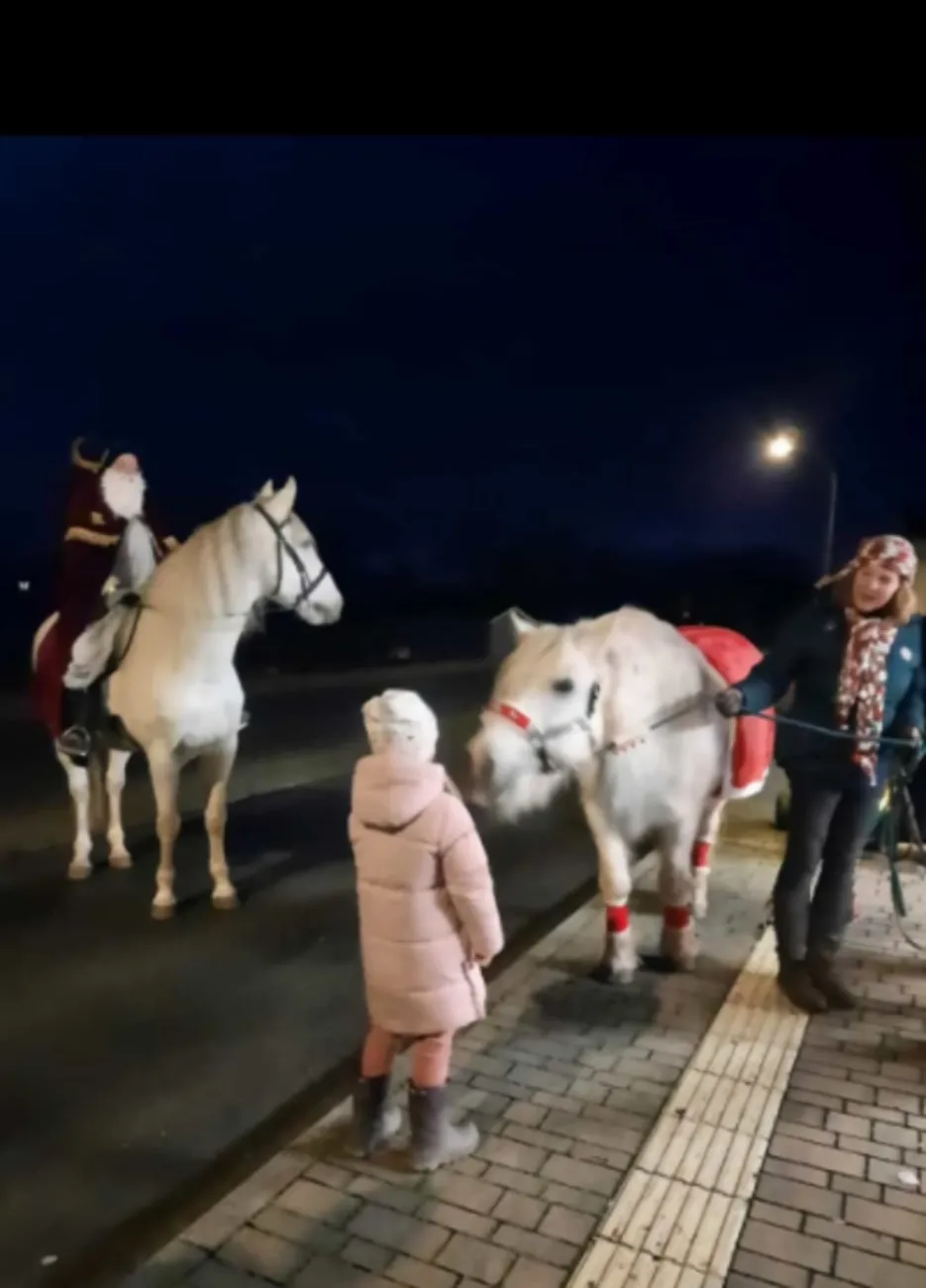 Nikolaustour/St. Martin – soziales Engagement in der GemeindeTrainings- und Pensionsstall Kayser